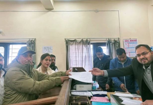 कांग्रेस में घमासान