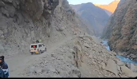 हाईवे खुला