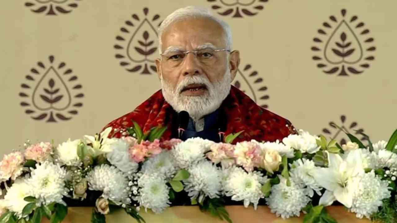 PM Modi roared before Delhi elections by counting scams.