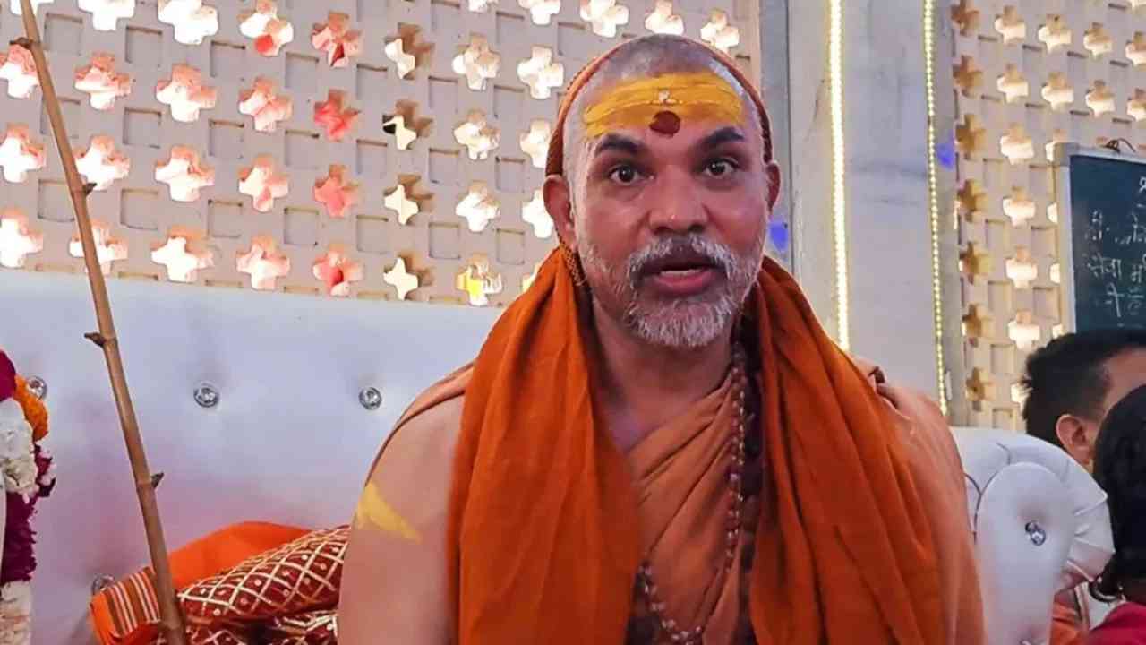‘There should not be a VIP ghat in Maha Kumbh’, why did Swami Avimukteshwarananda criticize?