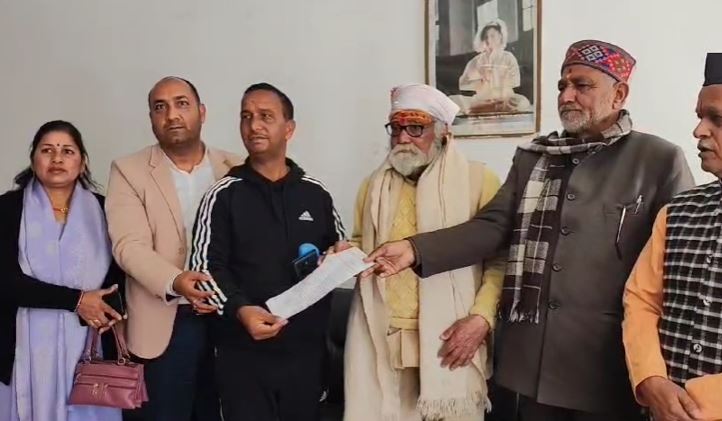 उत्तराखंड में शराबबंदी की मांग, राज्य आंदोलनकारी ने पीएम मोदी को सौंपा ज्ञापन