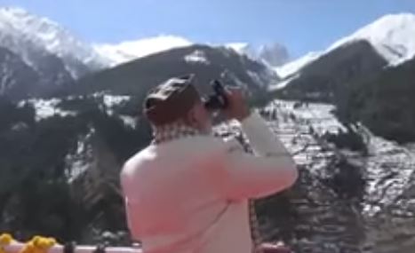 PM MODI UTTARKASHI पीएम मोदी ने निहारी हिमालय की सुंदरता, व्यू प्वाइंट से देखी बर्फ से लकदक चोटियों