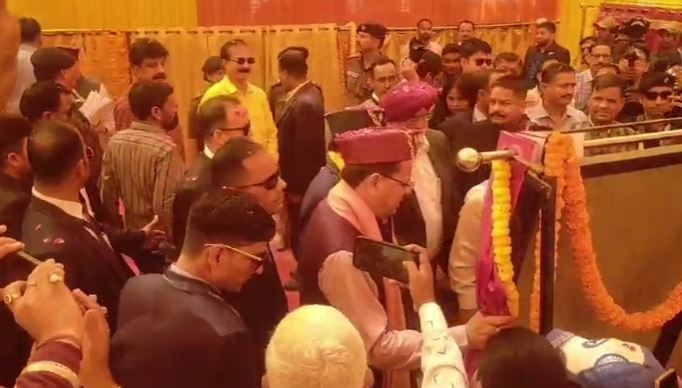 सीएम धामी ने काशीपुर को दी करोड़ों की सौगात