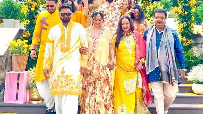 rishabh-pant sisiter sakshi-pant-wedding-