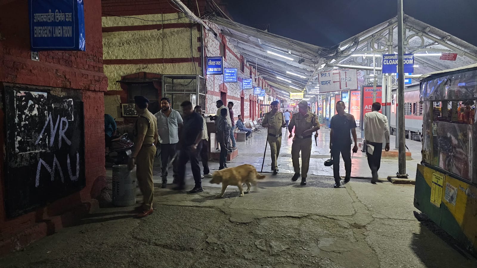 कश्मीर में आतंकी हमले के बाद हाई अलर्ट पर पुलिस