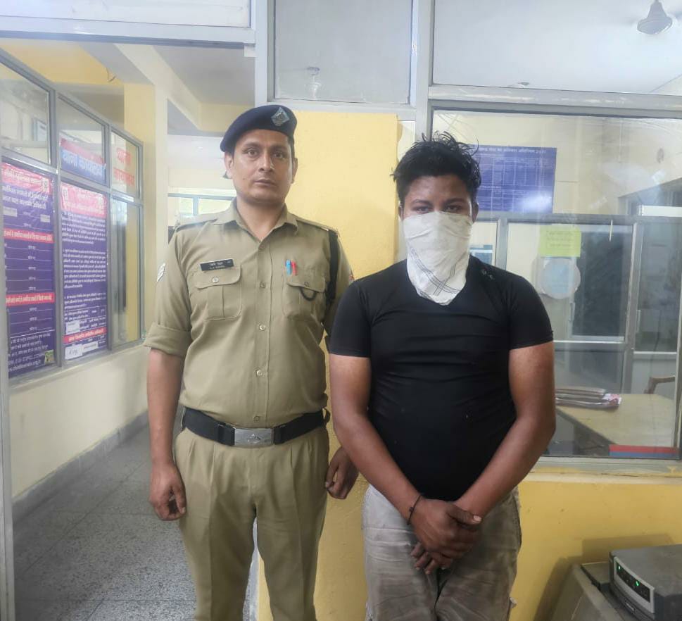 सोशल मीडिया पर जहर घोलने का प्रयास करने वाला युवक अरेस्ट