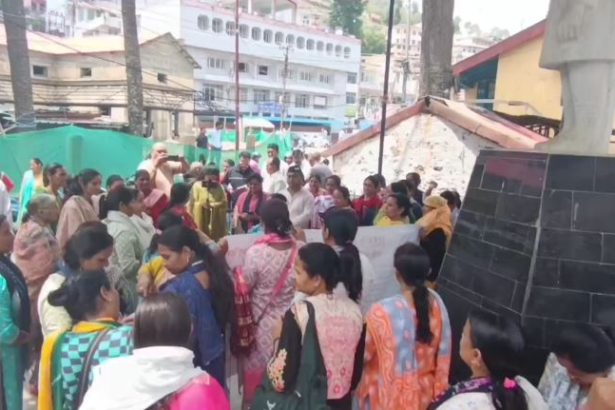 LUCC चिटफंड घोटाले से फूटा पीड़ित निवेशकों का गुस्सा, चारधाम यात्रा बाधित करने की दी चेतावनी