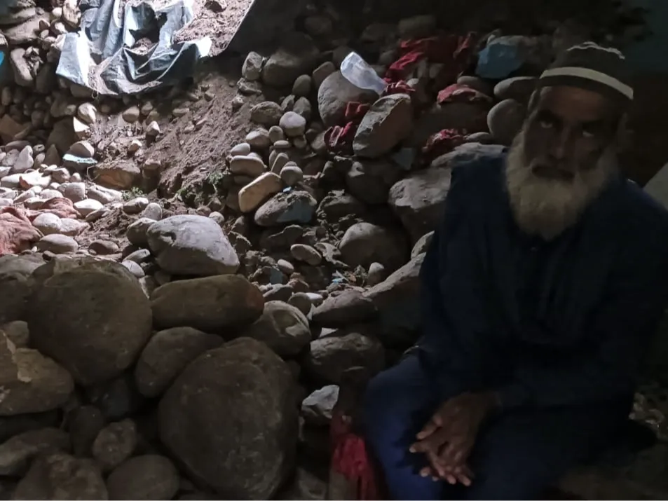 Uttarakhand news wall-collapse-in-uttarkashi-four-members-of-a-family-died