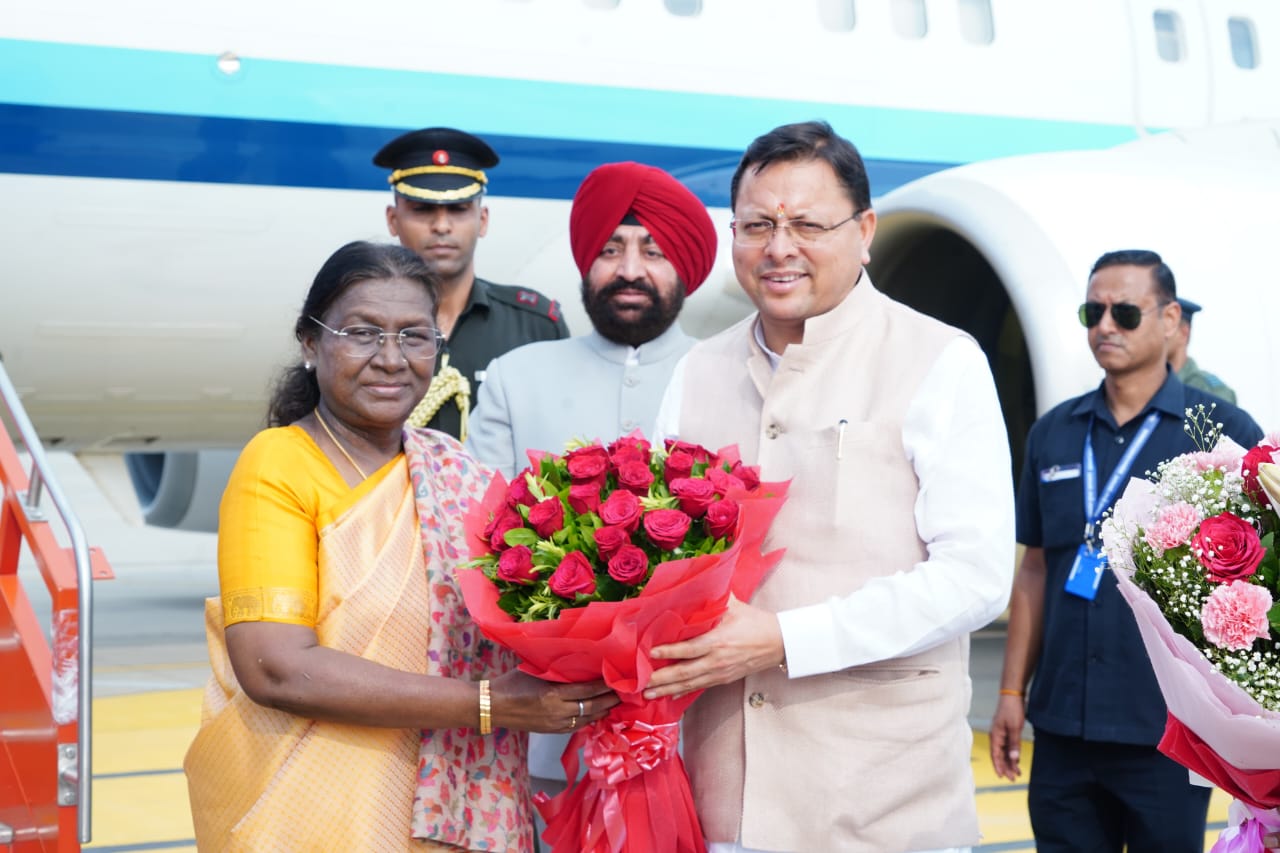 president-draupadi-murmu-reached-dehradun-Uttarakhand