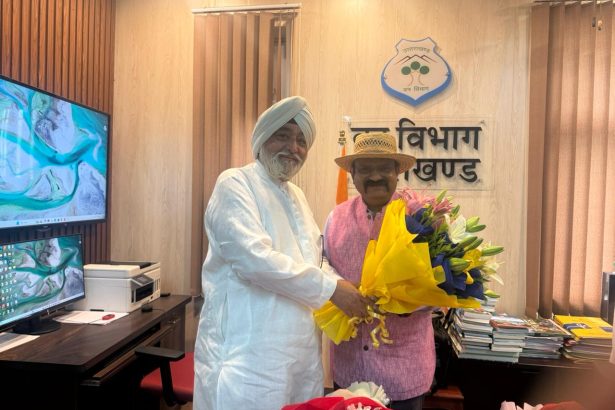 मकुंड साहिब के अध्यक्ष ने की वन विभाग के प्रमुख समीर सिन्हा से मुलाकात