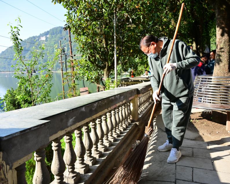 cm dhami nainital