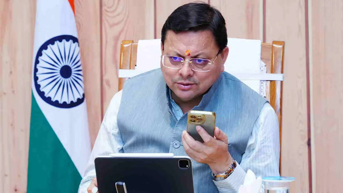 uttarakhand-cm-dhami announces-one-one-day-dm-sp for toppers