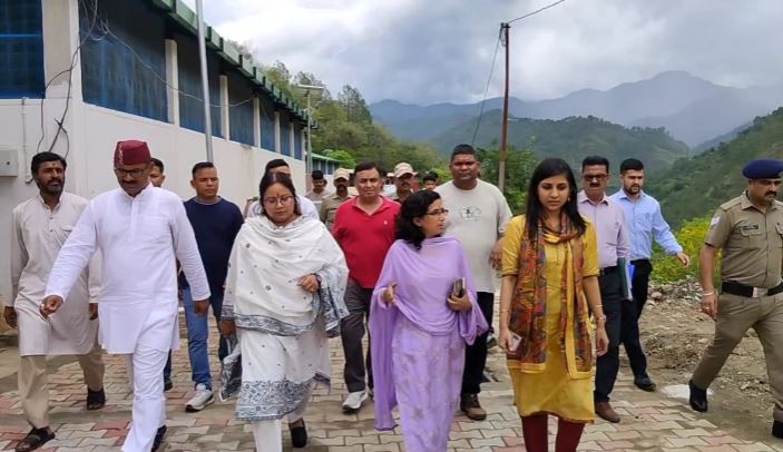 पालतू पशुओं को छोड़ने वालों पर कार्रवाई