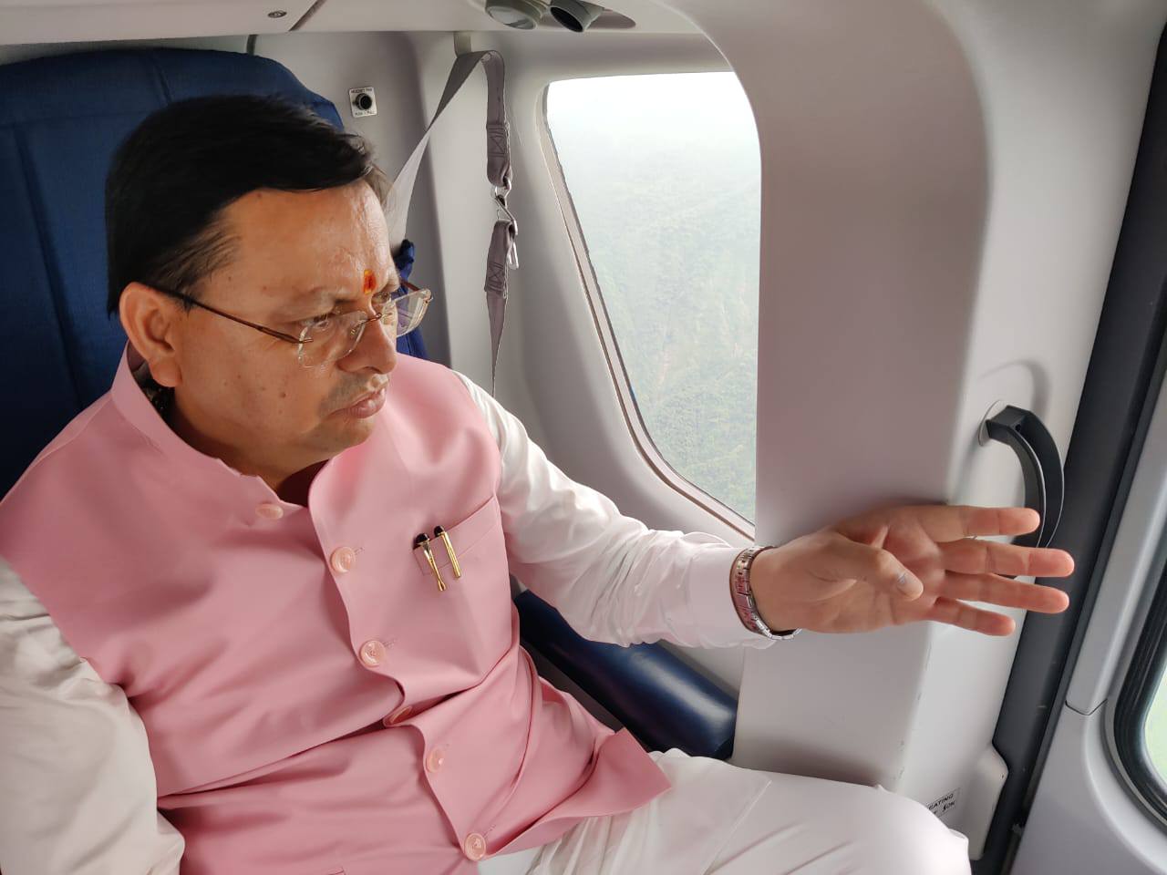 उत्तरकाशी में भारी बारिश ने मचाई तबाही, सीएम धामी ने प्रभावित क्षेत्रों का किया हवाई सर्वेक्षण