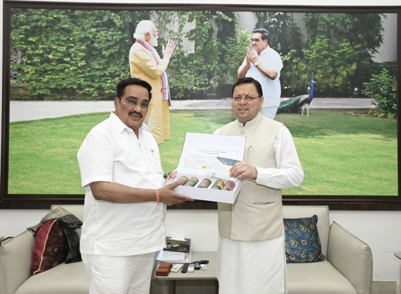 CM Dhami met Union Water Power Minister in delhi